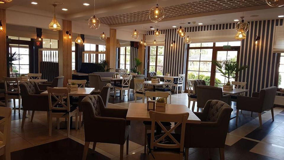 Hotel Sloneczny Brzeg บิสกูเปียซ ภายนอก รูปภาพ