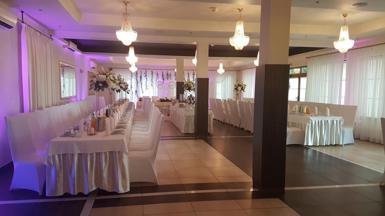 Hotel Sloneczny Brzeg บิสกูเปียซ ภายนอก รูปภาพ